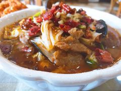 水煮牛肉-语言大学-清真食堂