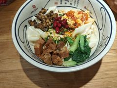 -陇上秦轩西安biangbiang面(朝龙汇店)