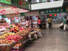 -滨海新区濒开里菜市场