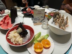 -红鼎豆捞·非遗鲍皇汤火锅(宝丰路店)