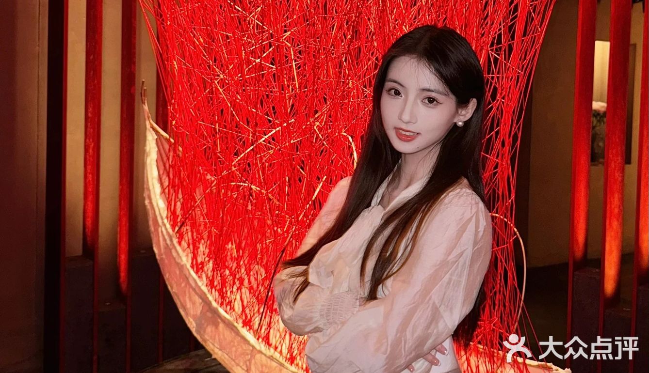 今天请你吃螃蟹的姐姐🦀