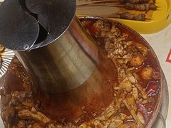 -老佛爷炭火蛙锅直营(清滨路总店)