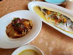 -新镇江酒家(南京西路店)