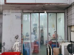 门面-酒宝荡烧烤(长航局江大路住宅小区店)