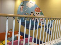 -戊辰亲子游泳俱乐部