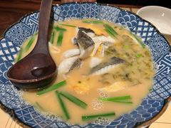 -荣家黄鱼面(前滩太古里店)