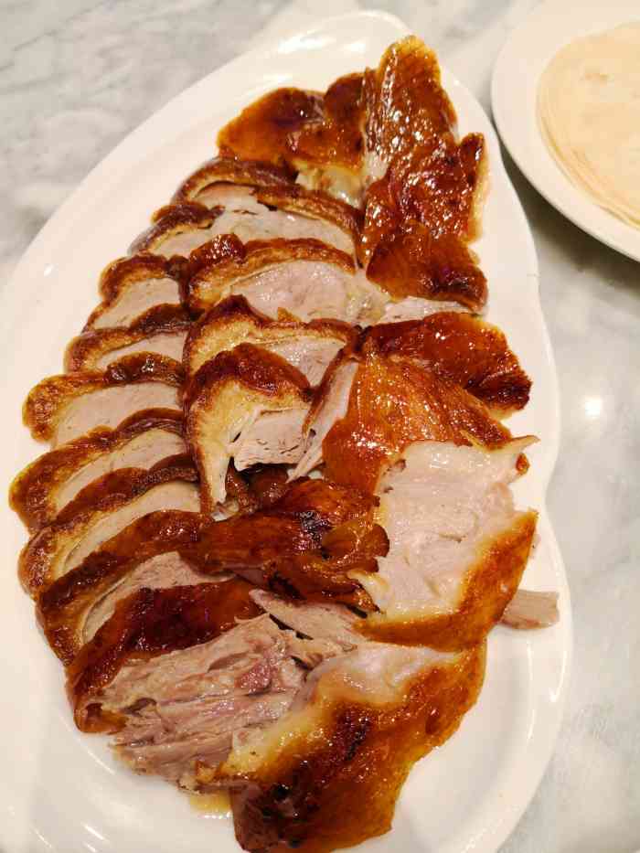 燕云楼(云南路店)-"实在是不好吃 烤鸭的皮太厚,酱味道也不好.