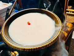 -老牌坊云南鱼豆花火锅(哈西万达店)