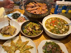-小三峡食府(西五路店)
