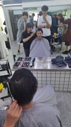-宫铭烫发染发接发店