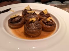 -左庭右院鲜牛肉火锅黑金店(陆家嘴中心店)