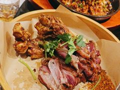 -川流不息·地道川菜·小龙虾(新松江路店)