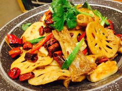 -万重锦·人文川菜馆(骡马市店)