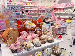 -三丽鸥(北京荟聚店)
