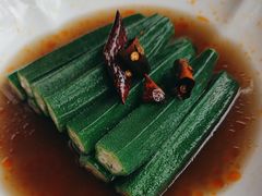 -巷子宽·酸菜鱼(迪士尼小镇店)