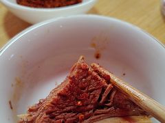 -大众跷脚牛肉馆·非遗传承单位(峨眉山店)