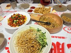 -肥肥虾庄·金牌油焖大虾(汉口城市广场店)