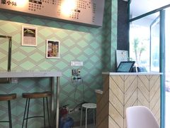 -蒙小妹骨汤饭.米线(新光路店)