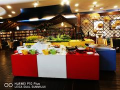 -东方苑自助餐厅(稻香湖景酒店)