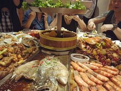 -日进一片海.生腌海鲜火锅.宵夜烧烤(三里屯总店)