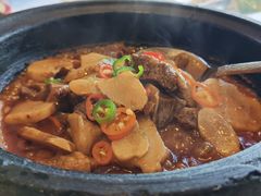 -彩云天云南餐厅