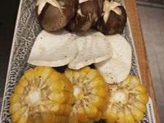 -極屋鮨牛 · 烧肉酒场(时代C馆店)
