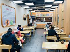 大堂-筋饼豆腐脑一绝