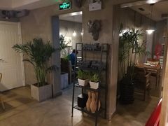 大堂-HIGH FIVE哈福手工汉堡(桂林路店)