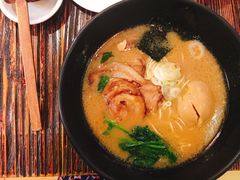 猪骨拉面-平成屋· Late Night 食堂(四川北路店)
