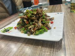 -三湘四水正宗湘菜(君峰路店)