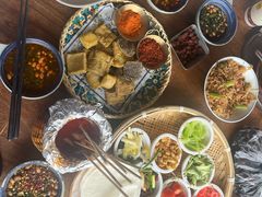 -包整·丝娃娃(一览甲秀楼风景店)