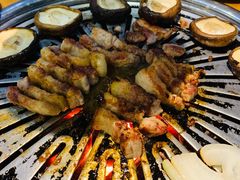 -老炉家木炭烤肉(长江国际店)