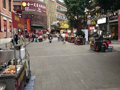 -吉庆街美食广场
