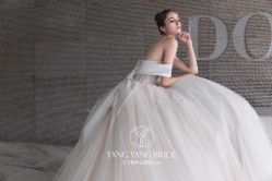 -洋洋婚纱品牌集合店