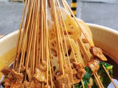 辣卤串串-拈签一笑黄牛肉辣卤串串