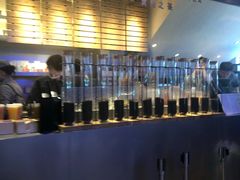 门面-喜茶(上海正大广场店)