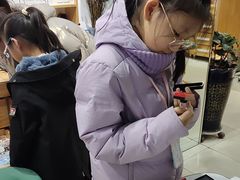 -豪门视光·星趣控·蔡司依视路眼镜代理商(中央大街店)