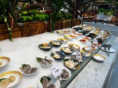 -川骄海鲜自助(王府井奥莱UP TOWN店原世界之花店)