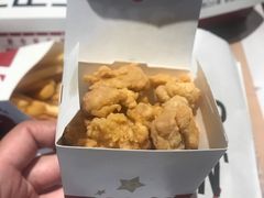 -肯德基(中纬店)