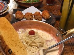 -I HOLIC艾豪丽披萨(KKone店)