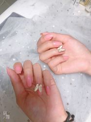 -蜜桃美甲美睫化妆