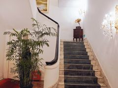 -南京双门楼宾馆(盐仓桥地铁站阅江楼店)