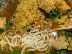 -柳州肥姨妈大骨螺蛳粉(沙河店)