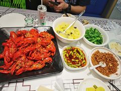 -靓虾二哥长沙地标小龙虾(五一广场店)