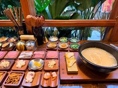 -银米·云南传统过桥米线(双廊黑金冠店)