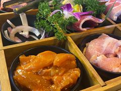 -松渡·鲜肉泥炉烤肉(时代天街店)