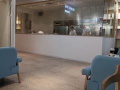 -焙丽拾光(麦凯乐直营店)