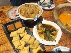 -滇香肴·云南菜蒸汽石锅鱼(云南北路店)