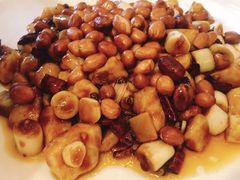 -兔行天下-鸿鹤鲜锅兔(中海国际店)