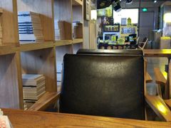 大堂-奇醜的猴子咖啡(财信广场店)